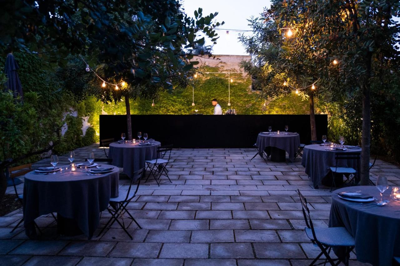 Palazzo Daniele, A Member Of Design Hotels Гальяно-дель-Капо Экстерьер фото