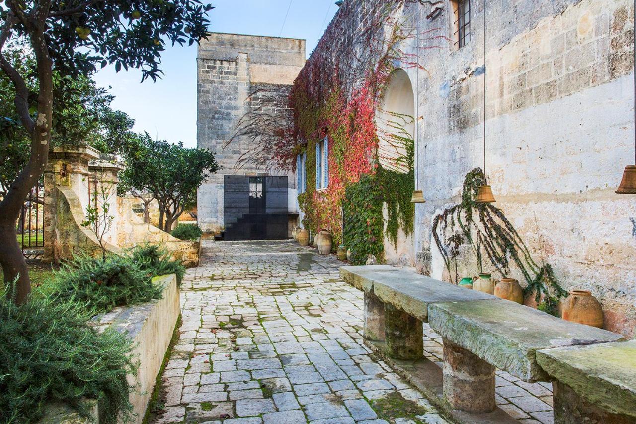 Palazzo Daniele, A Member Of Design Hotels Гальяно-дель-Капо Экстерьер фото