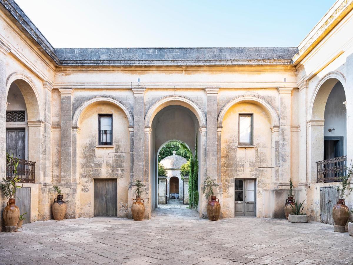 Palazzo Daniele, A Member Of Design Hotels Гальяно-дель-Капо Экстерьер фото